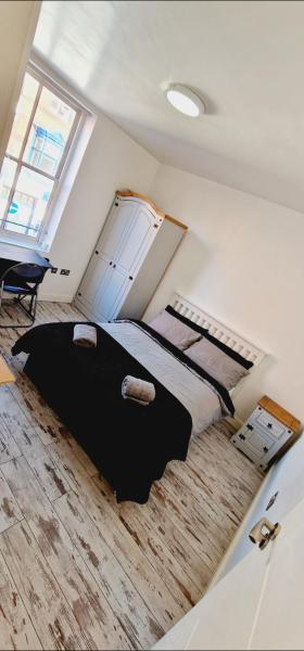 City Centre 2 Bed 2 Bath 5 guest with Cheapest overnight Car park Entrepreneur Stays
